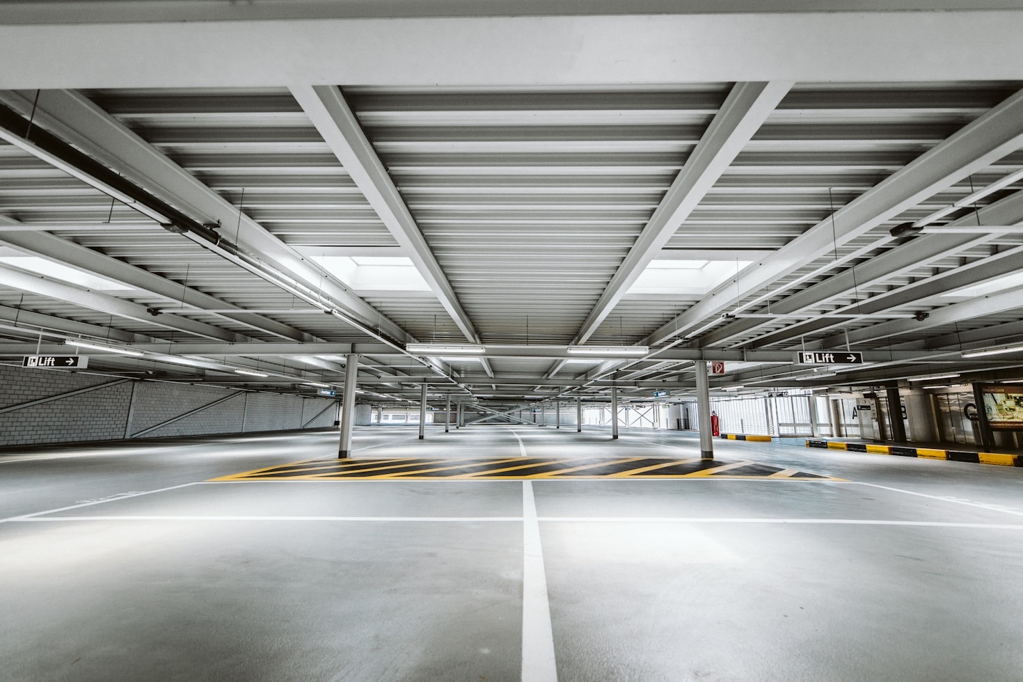 Terrassenüberdachungen: Stil und Schutz vereint